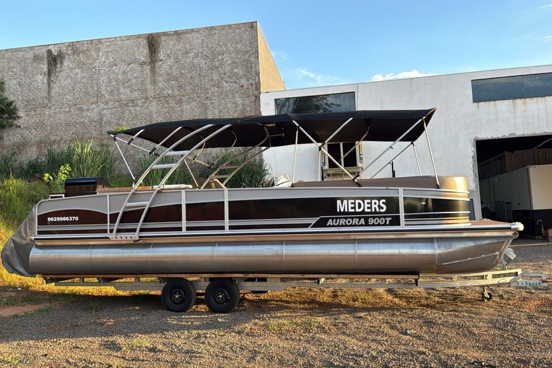 Vcat 900 - Motor de popa Mercury 200 HP